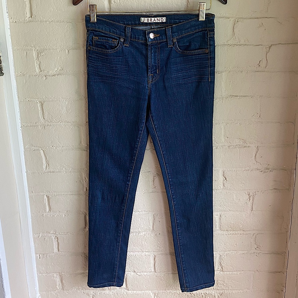 J Brand size 26 Straight Leg ink dark blue denim jeans